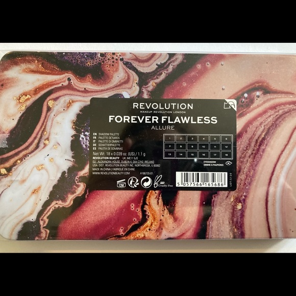 Makeup Revolution Forever Flawless Allure Eyeshadow Palette - Picture 4 of 4